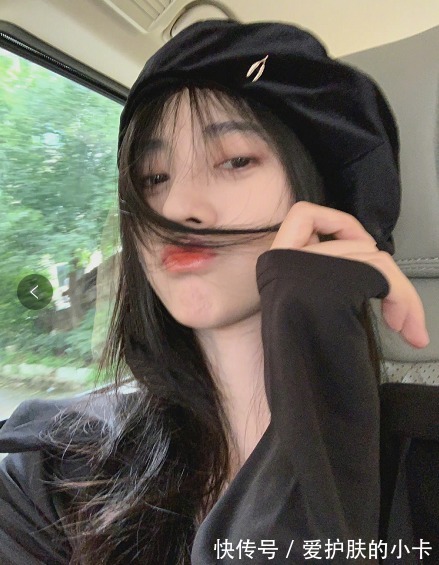 小姐姐|秋装穿着没新鲜感?不如配上一顶贝雷帽,造型更显洋气,时髦度up