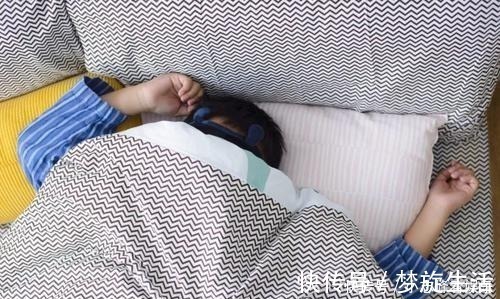 孩子|宝宝张嘴睡觉影响颜值,除了张嘴睡觉,以下几点宝妈也要注意