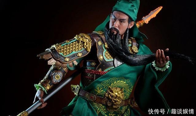 羞辱|刘备称王后关羽被封前将军，为何大怒并羞辱黄忠？只有刘备明白