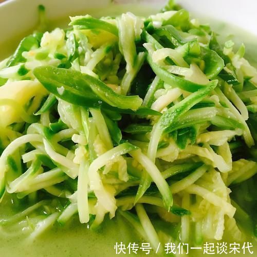 美食|中年人要会吃，推荐多吃3种美食，排毒消脂，疏通血管，调理身体