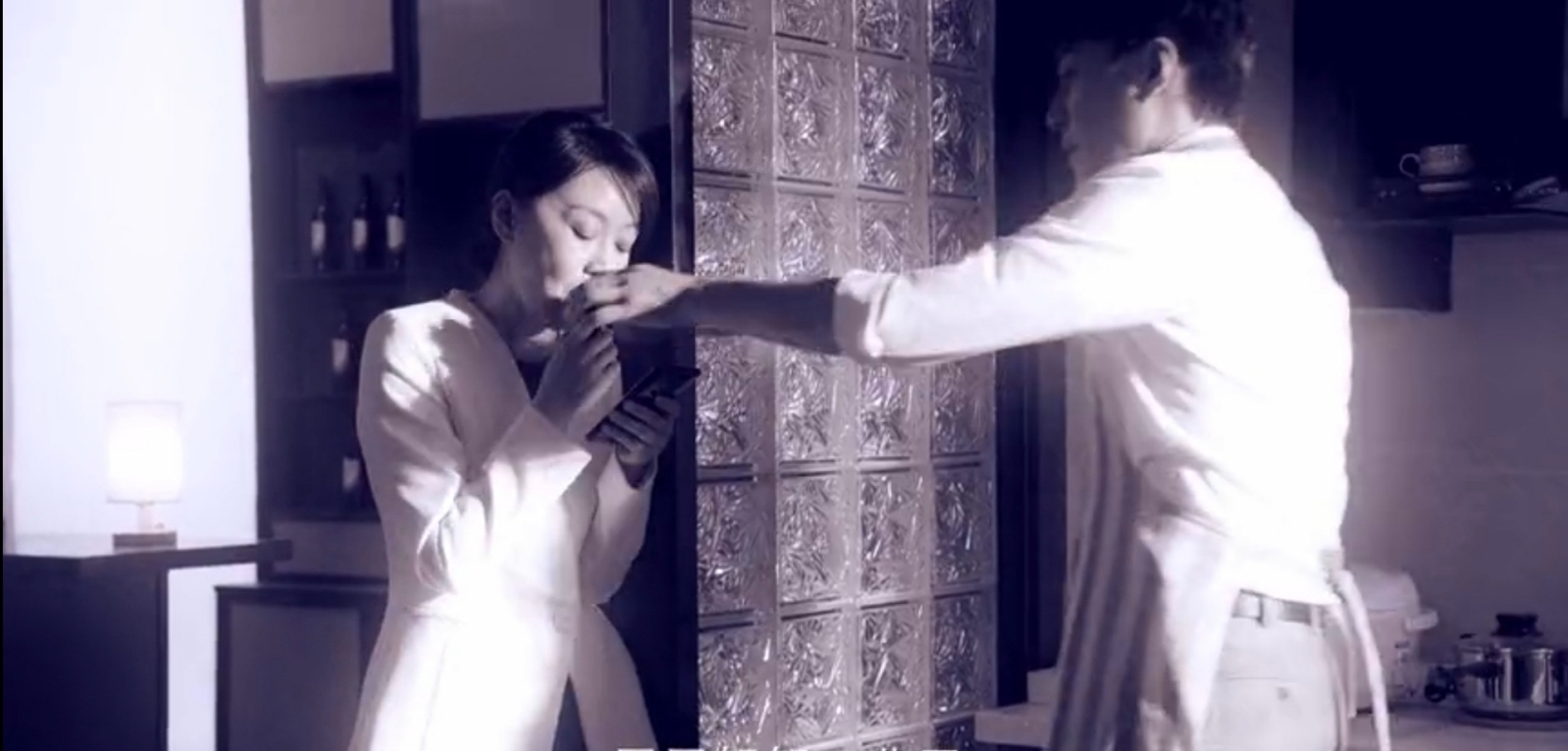 突围悲情戏：全员演技过关，只有他是唯一败笔，仅剩贪欲毫无情感