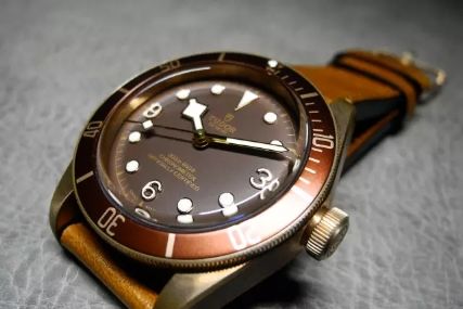 3到4万预算，有哪些手表值得推荐？