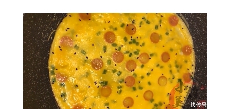 3个鸡蛋教你简单一做,比肉还香,营养解馋,孩子三天两头点名吃