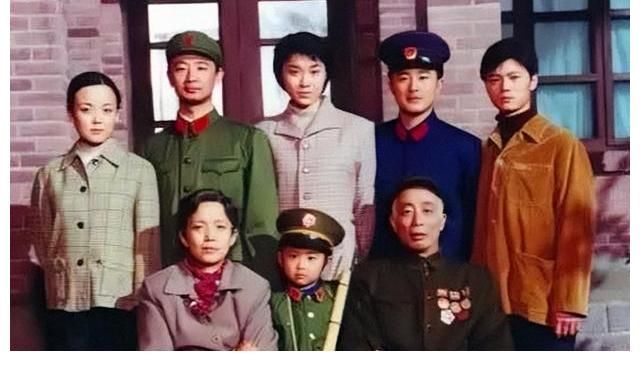四大名著|“嘴毒”名导张纪中：笑侃那英不红，孙红雷眼小，还说黄子韬松垮