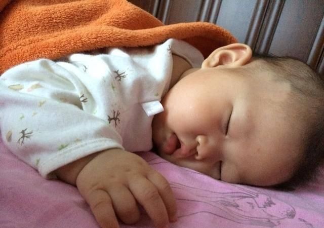 发育|儿科医生直言：你家娃有这4迹象，暗示难长个！抓紧补救还来得及