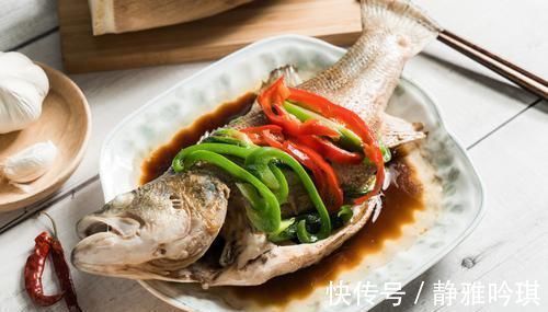 腌制|做清蒸鱼,别再用料酒去腥了,改用它,肉又鲜又嫩,没一点腥味