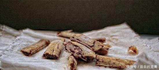 养茉莉,三角梅,盆中丢“2料”,根壮叶绿,花量特别大