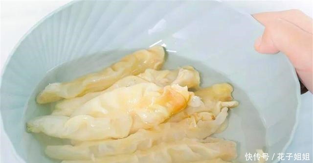 鱼鳔的价值很高,制作成花胶更珍贵,会吃鱼的人才不会把鱼鳔丢掉