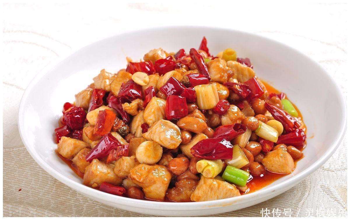 别为午饭发愁了,一学就会的鸡丁炒辣椒,香辣入味,好吃不长肉