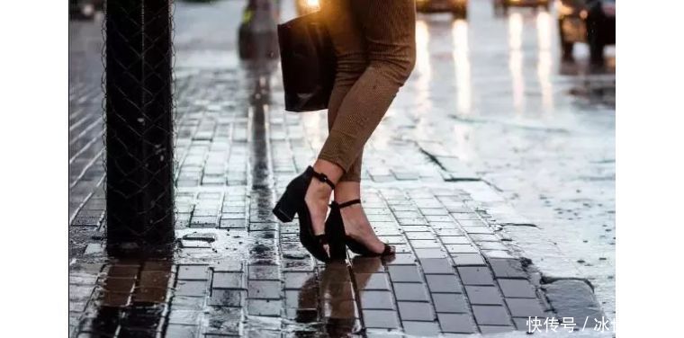 集美们,天热了,小脚丫也要有美丽过夏的新装哟!