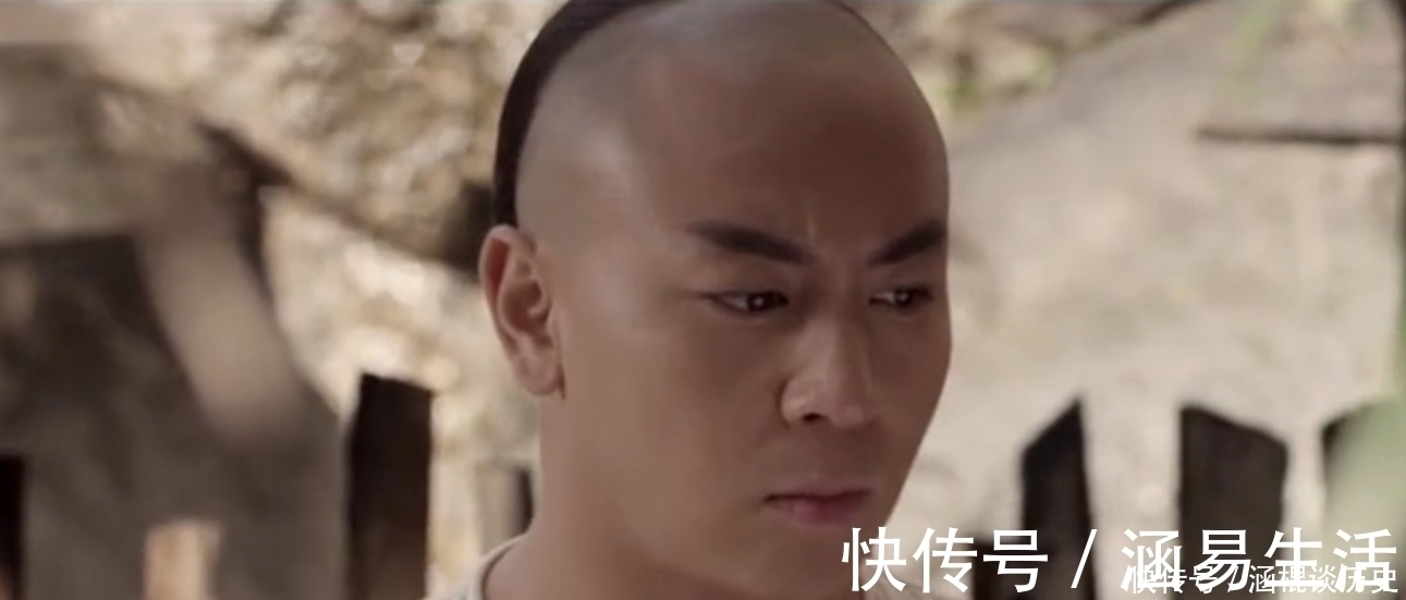 剧照|浅谈梁坤的实战能力,双臂能挂6名壮汉,走数十步面不改色!