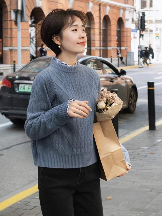 半身裙|步入中年后要学会的“针织衫”搭配,看这位博主就够了,chic优雅