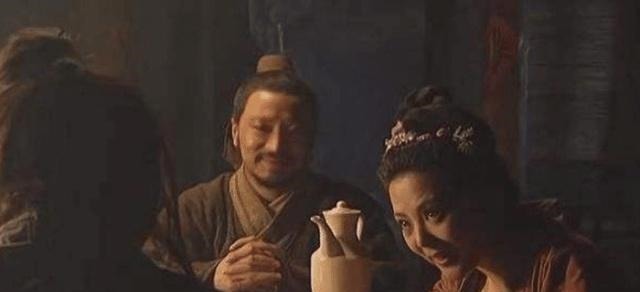 孙二娘&《水浒传》武松按住孙二娘,孙二娘居然没发脾气,这是为何