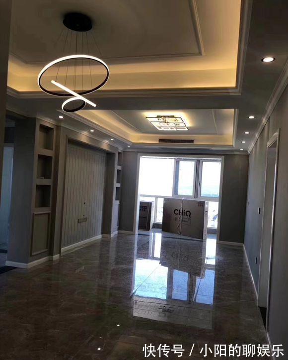 效果值|新房装修花了30万,奇葩设计次卫做了马桶兼蹲厕,这效果值吗?