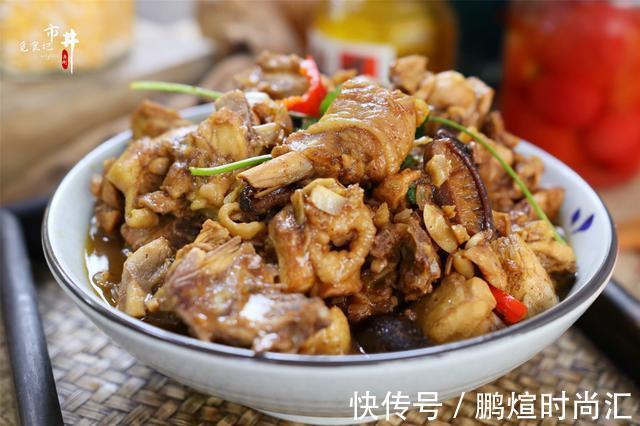 生炒鸡|小时候常吃的“生炒鸡”会做了！省事好吃，鸡肉里外都香，吃不够