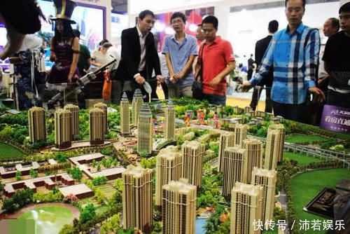 答案|好奇售楼小姐卖一套100万的房子,能拿多少提成答案说出来别不信
