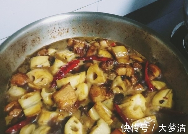 泥土|三分之二的人不知道莲藕和它是绝配，每天做，天天吃都不腻