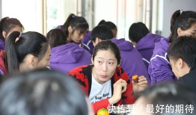 中国女排|河南姑娘朱婷为何惹人爱朱婷回家最全细节在这里……