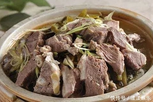 快过年了，学做几道下酒下饭菜，好吃不腻，满满摆一桌真丰盛