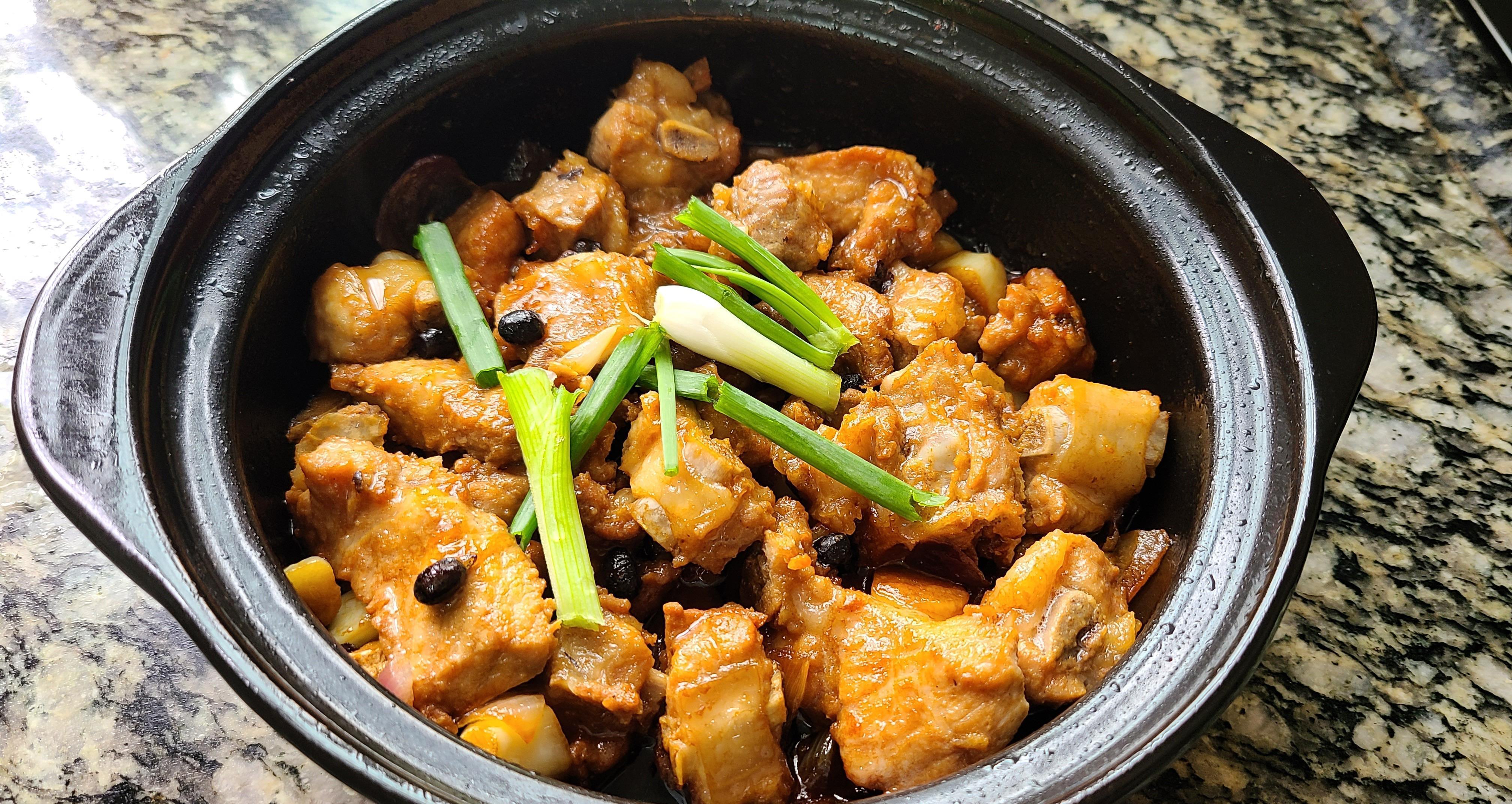 花生油|排骨的广东做法太香了，营养好吃味道浓，家常做法又简单