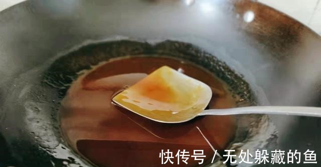 香菇|秋季，我常给孩子做它吃，锅中一蒸淋上料汁，便宜鲜美，简单好吃！