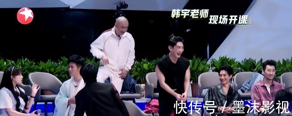 上线13天热度第一,话题量7.1亿,这部综艺凭什么拿到流量密码?