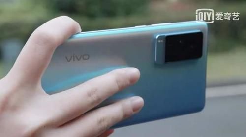 低调|vivo X60低调亮相综艺，众明星上手，颜值真不是盖的