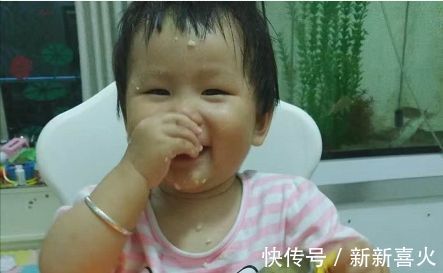 发育|1岁宝宝求高抬贵手,3种辅食我们不能吃,会伤脾胃,长不高的