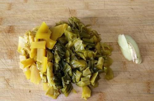 天越热越馋这鱼,每次做一大盆,鲜嫩爽滑,胃口大开吃精光