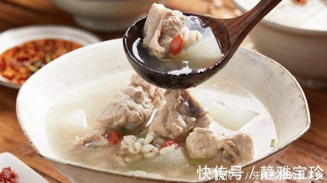 排骨汤|炖排骨汤，不要放“3样料”，教您正确做法，排骨汤鲜香味道好