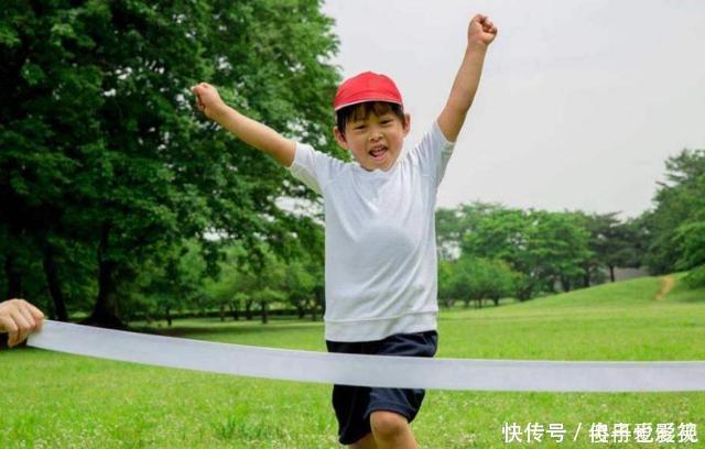 脚长|孩子腿部有这种特征,是“大长腿”预兆,身高往往“后发制人”