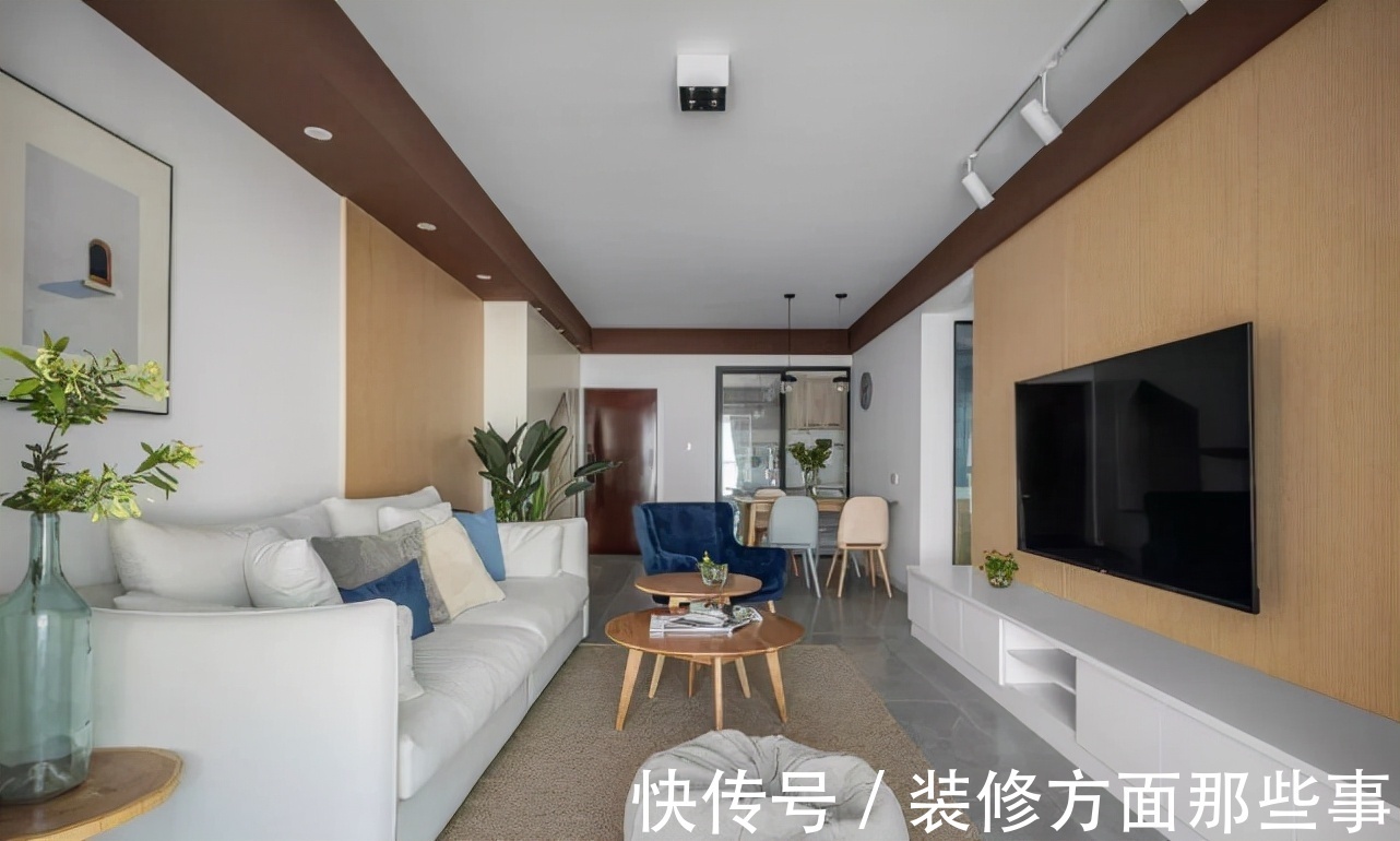 相邻|95平现代风三居室,客餐厅相邻却又错落有秩