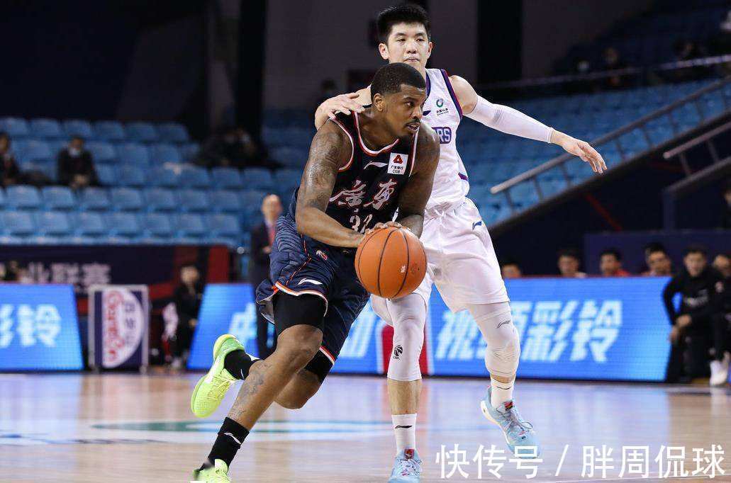 李洪庆|CBA重罚杨鸣后,李洪庆再收更大坏消息,辽篮争冠当头棒喝