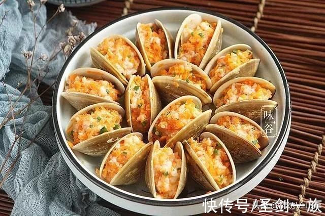 周末聚会,我下厨做了12道快手菜,简单美味,一桌菜30分钟搞定