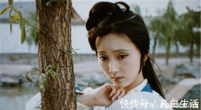 香菱#林黛玉和薛宝钗谁更漂亮答案很明显,曹雪芹在原著中早有说明