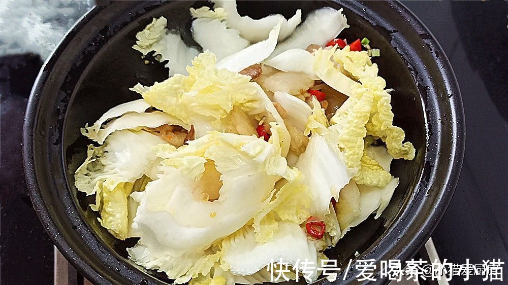 白菜豆腐煲粉条,鲜香微辣好吃开胃下饭,冬天吃完浑身暖和