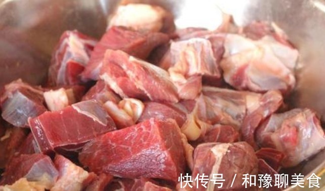 口感|解冻肉，不要用水泡，只需2种调料，10分钟解冻，口感和鲜肉一样