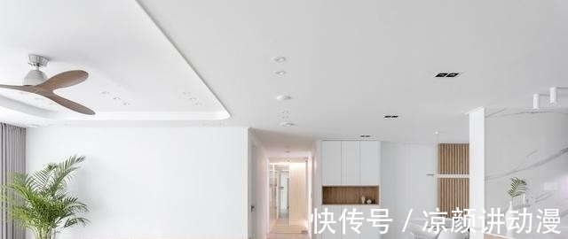 玄关|极简风主义不等于“穷酸”,111㎡的家温润自然,没有一点距离感