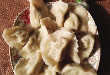 脆嫩|包萝卜饺子,萝卜需要焯水吗?教你正确做法,饺子脆嫩鲜香超好吃