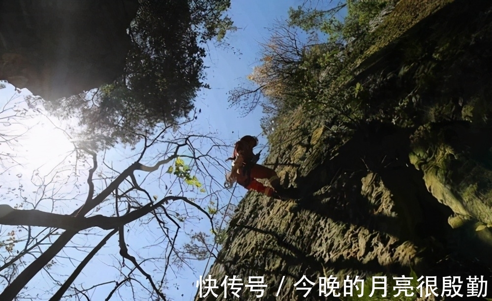 鬼谷子|天门山有一处神秘洞穴，传说有巨蟒守护神仙，这是怎么回事呢？