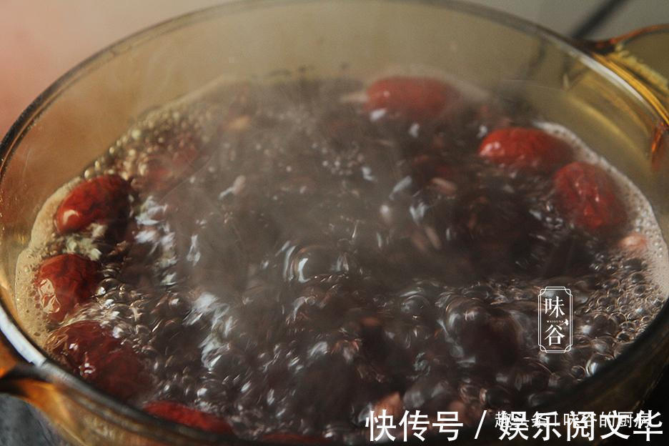 花生|这早餐粥,女人要常喝,每天一碗,皮肤红润气色好,面膜也省了