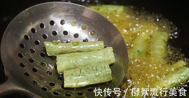 风味|独特风味烧椒鳝鱼,口感脆嫩,咸香下饭,2碗米饭不够吃!