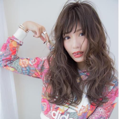 脸长的女人适合烫什么发型？试试这五款柔卷烫发，长脸可变小V脸