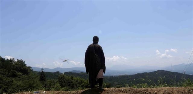 度日|80后居士独守深山古庙6年,靠香火钱度日,最少时一个月仅40元