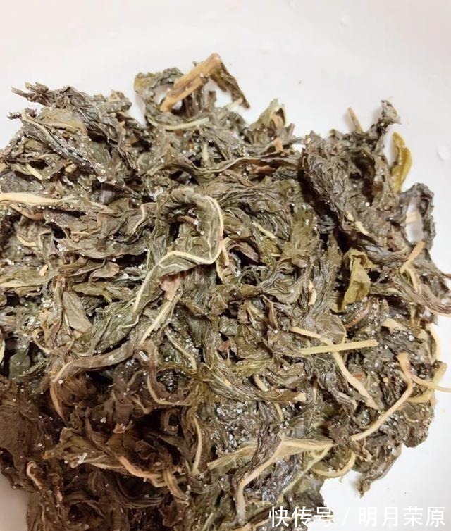 身体棒|它曾是穷人的救命菜,每年晒30斤,是药又是菜,家人常吃身体棒!