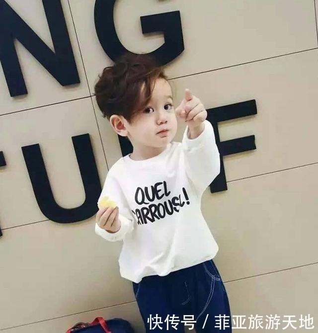 妈妈|妈妈出差将宝宝交给姥姥带,2月后妈妈去接,儿子变化太大让妈妈无法接受