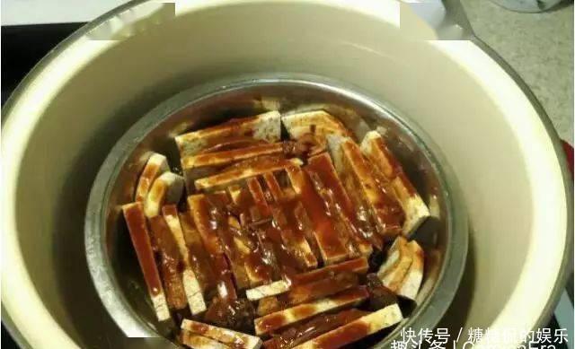 必备|芋头扣肉的家常做法，油而不腻，开胃下饭必备菜