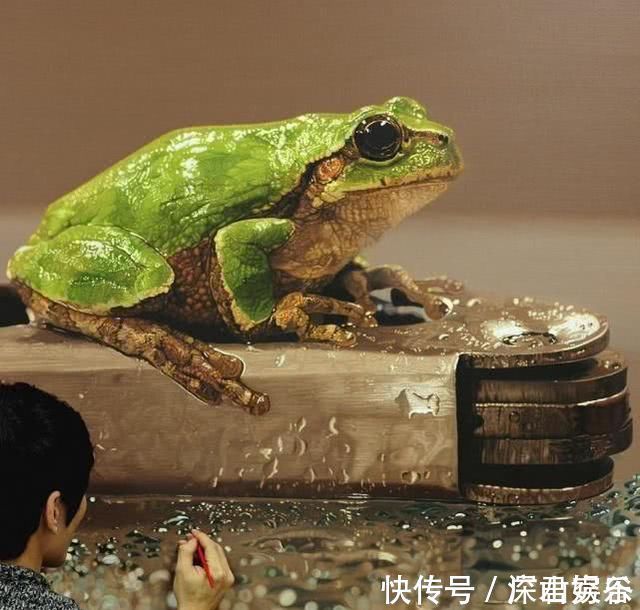 超写实主义@他画了一条金鱼,放大5倍后,网友大呼:相机可以扔了