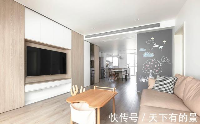 榻榻米|130㎡简约新房，阳台打造榻榻米+小树屋，四分离卫生间是最大亮点