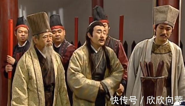 |郭德纲演的县令如何对付老赖 案子说成段子可以防骗子!